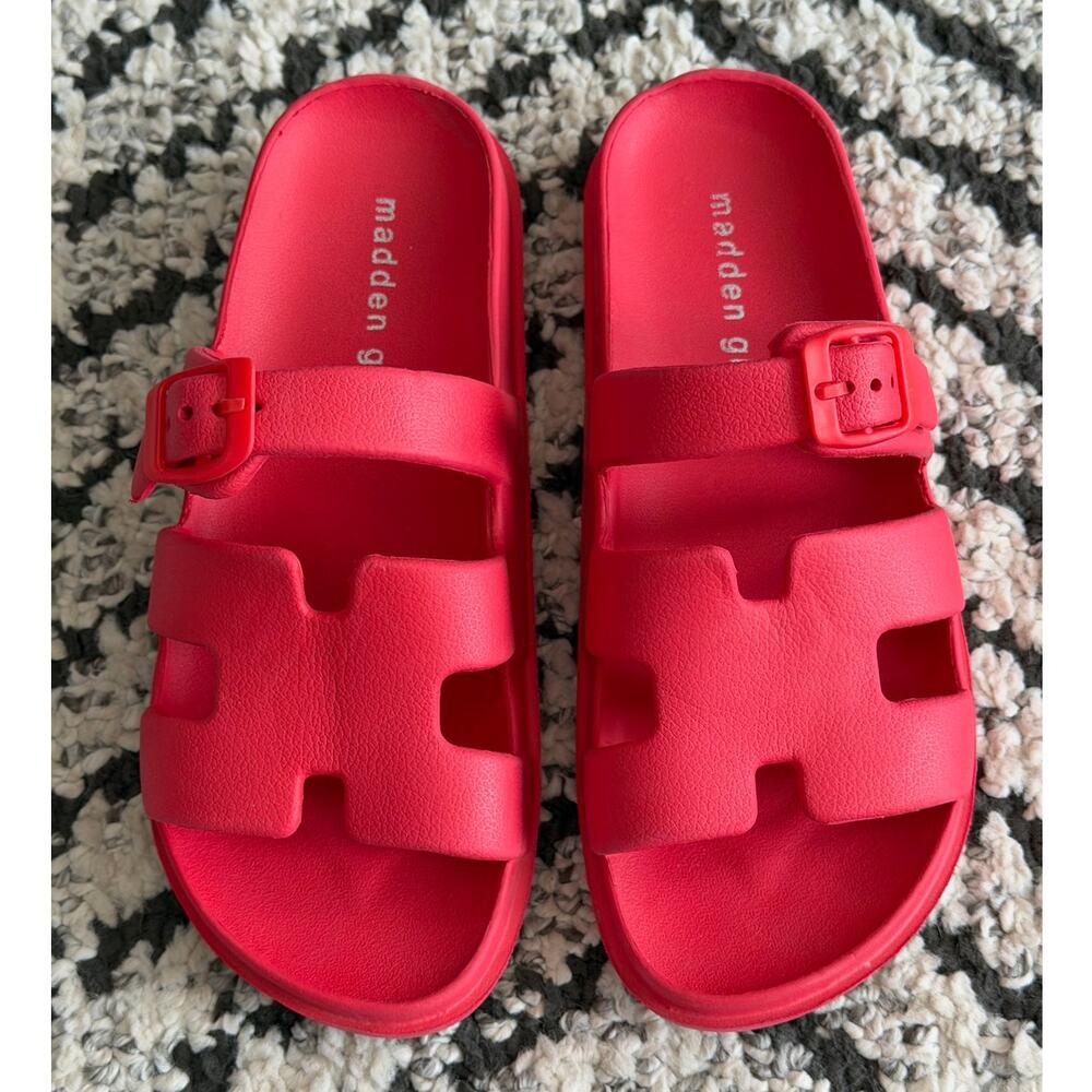 MADDEN GIRL Darling Sandal H-Strap Red Size 6